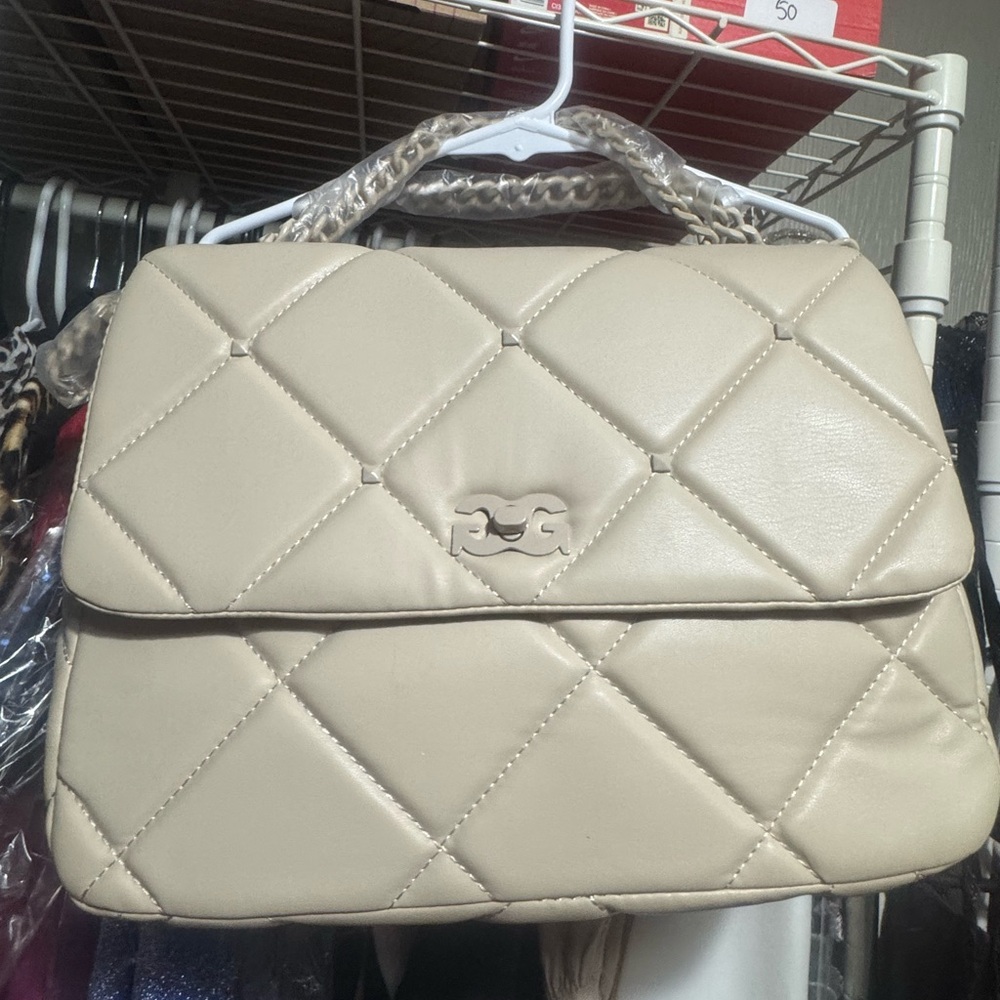 Gilda Paris Chic Beige Quilted Shoulder Bag